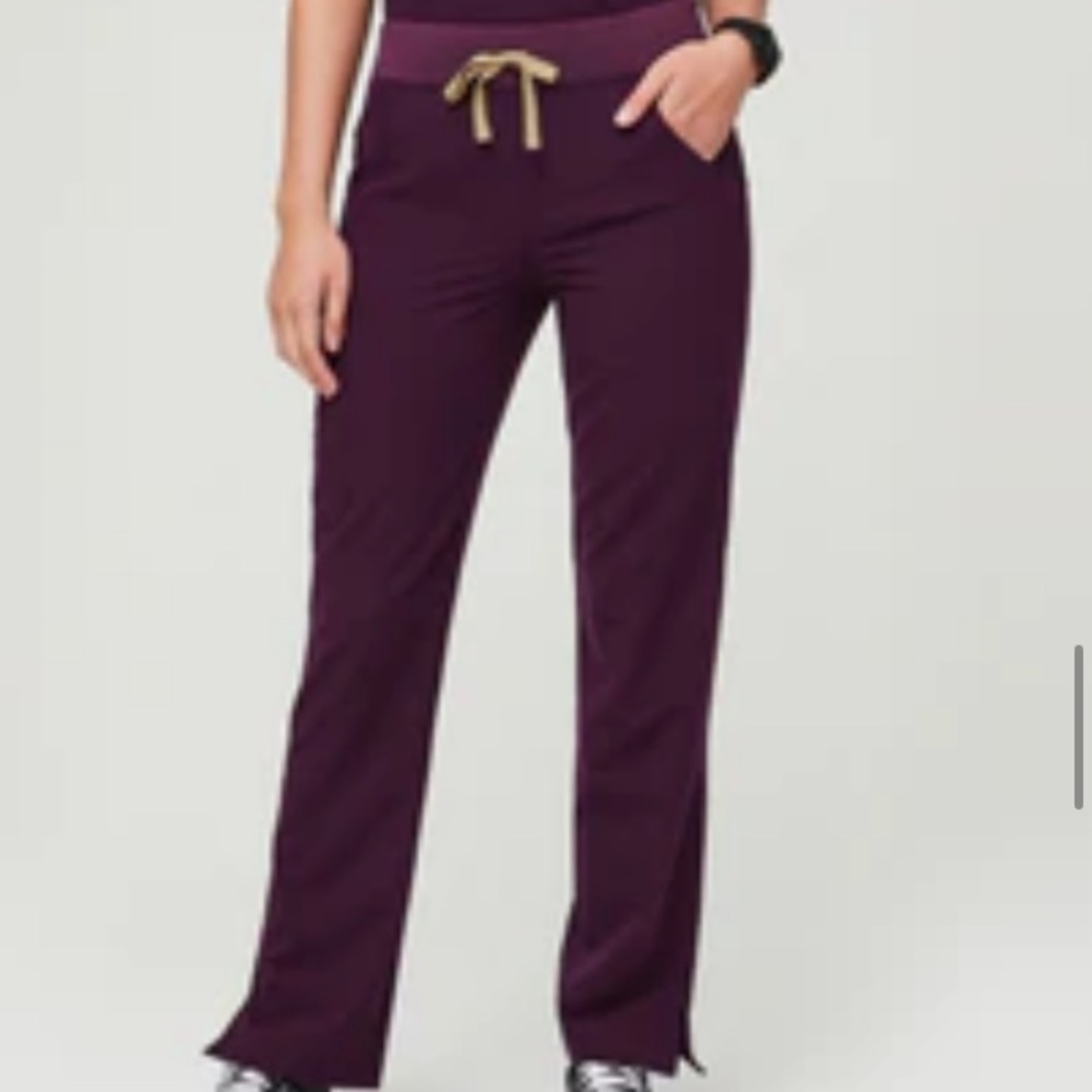 Figs Deep Purple Kade Cargo Scrub